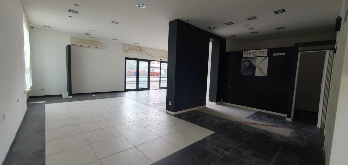 Locale commerciale in affitto, Capannori lunata