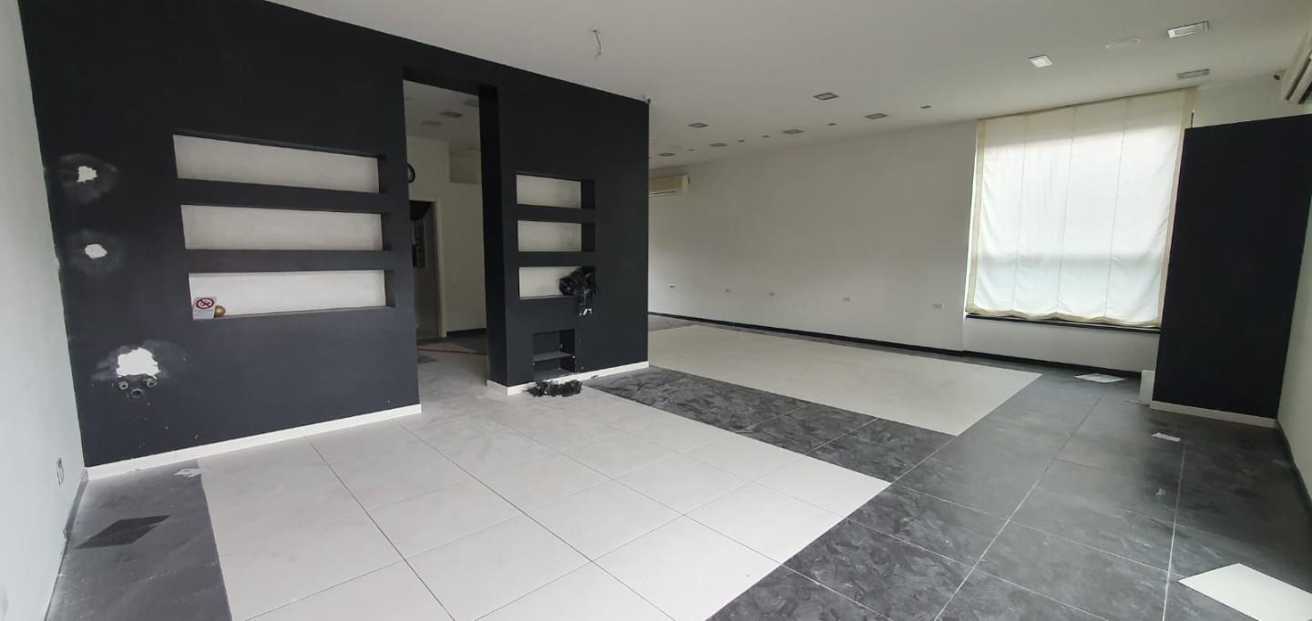 Locale commerciale in affitto, Capannori lunata