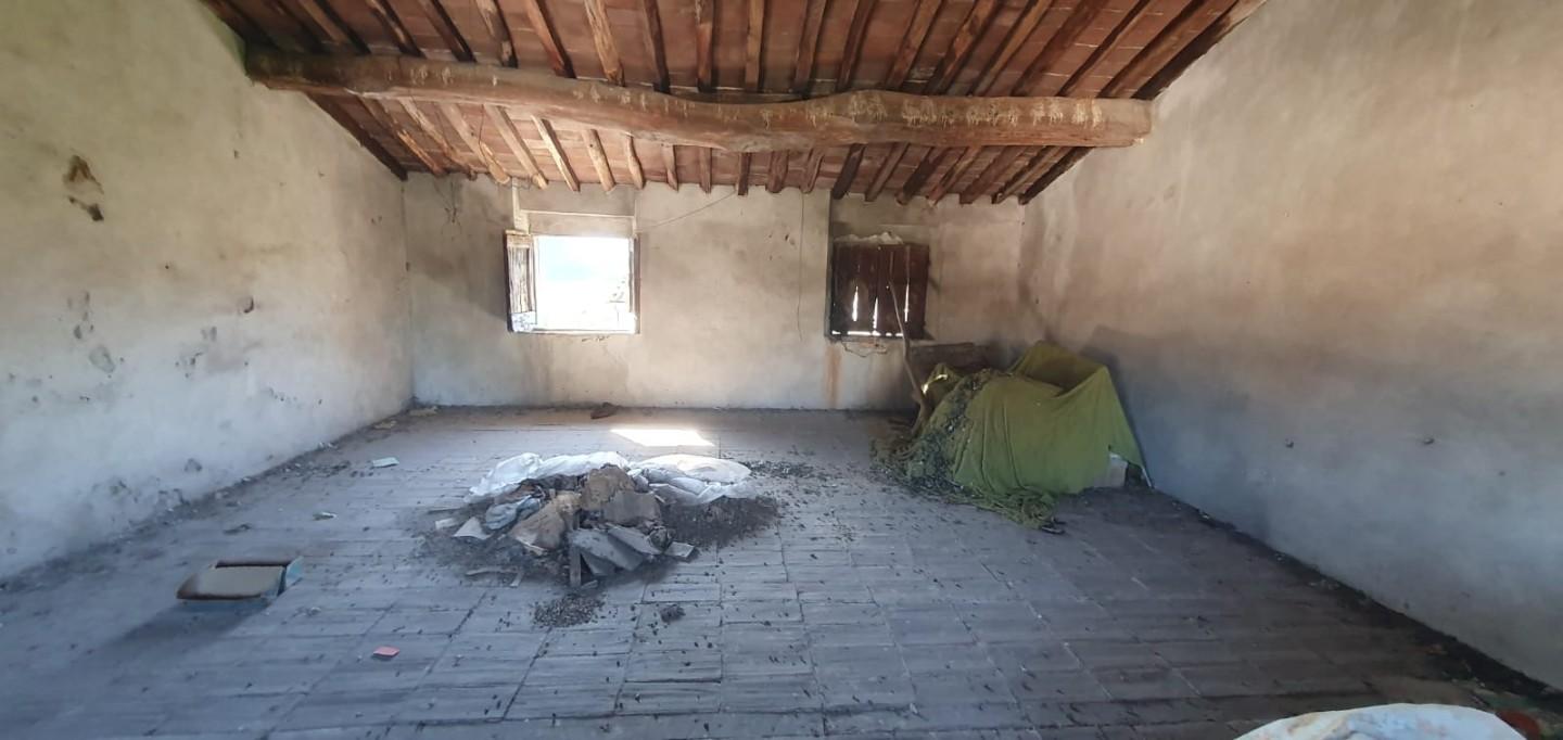 Casa indipendente da ristrutturare, Capannori pieve san paolo