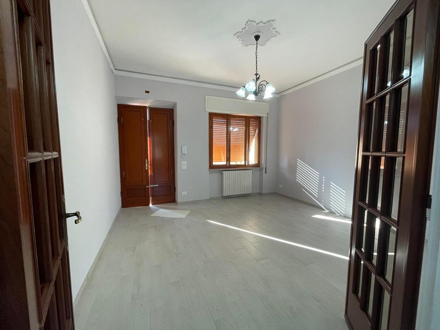 Quadrilocale con terrazzo, Capannori lammari