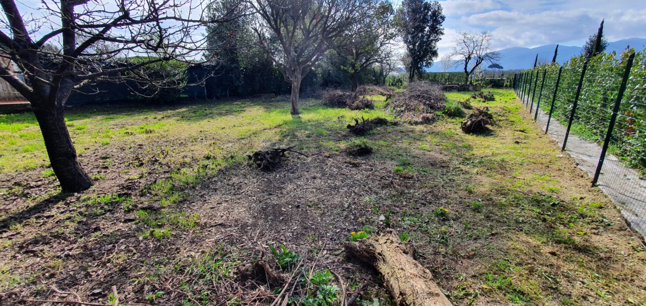 Rustico con giardino, Lucca tempagnano di lunata