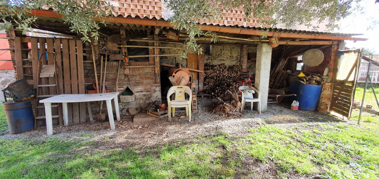 Rustico con giardino, Lucca tempagnano di lunata