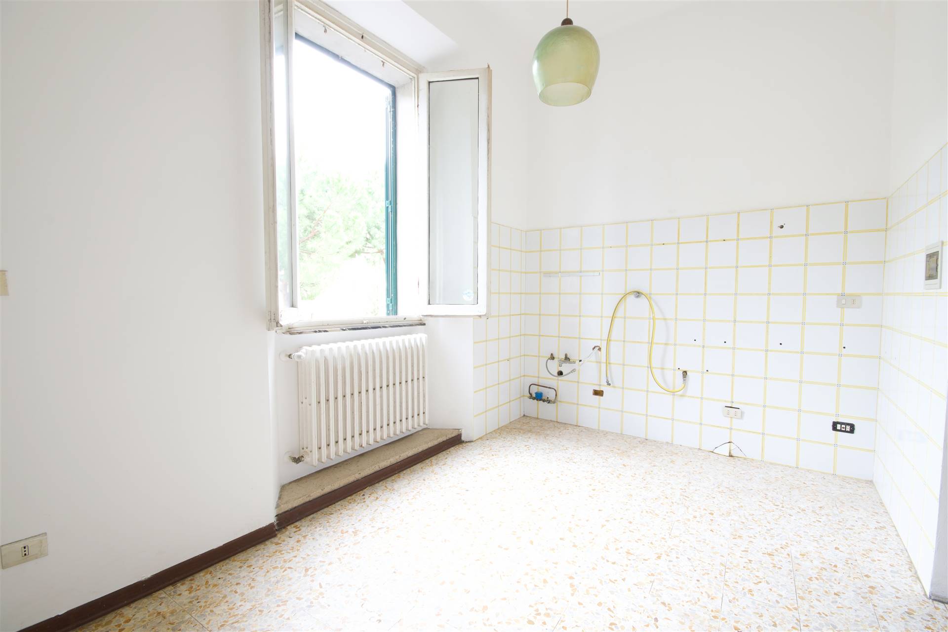 Bilocale da ristrutturare, Firenze san iacopino
