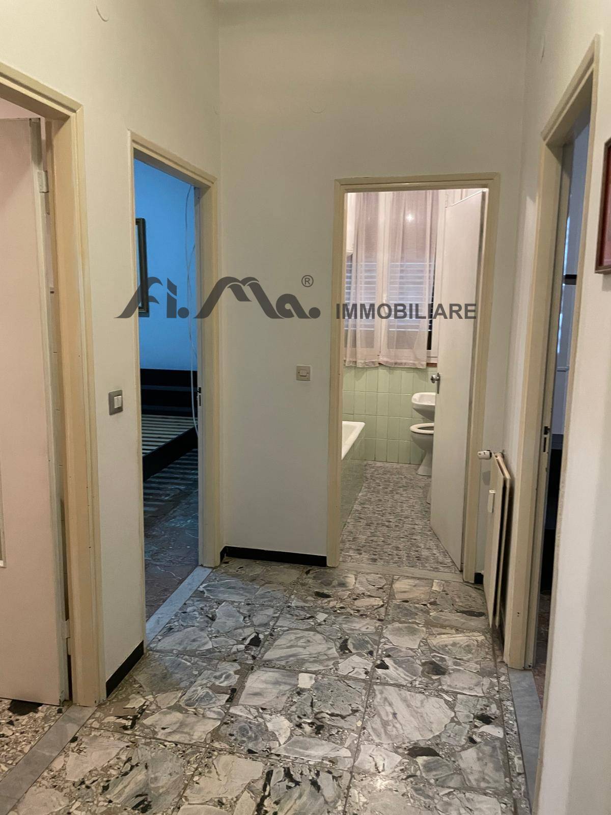 trilocale in vendita a Savona, Oltreletimbro