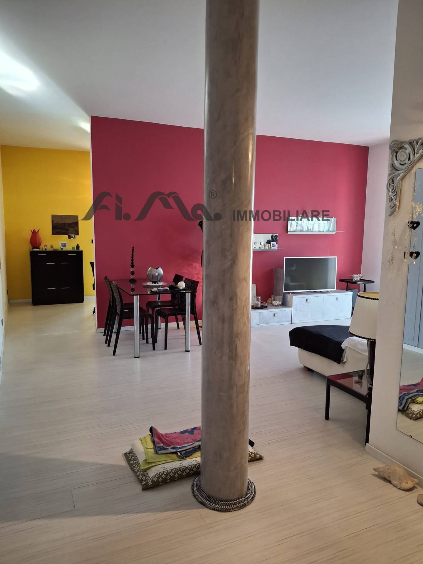 Appartamento in vendita a Savona, Via Nizza