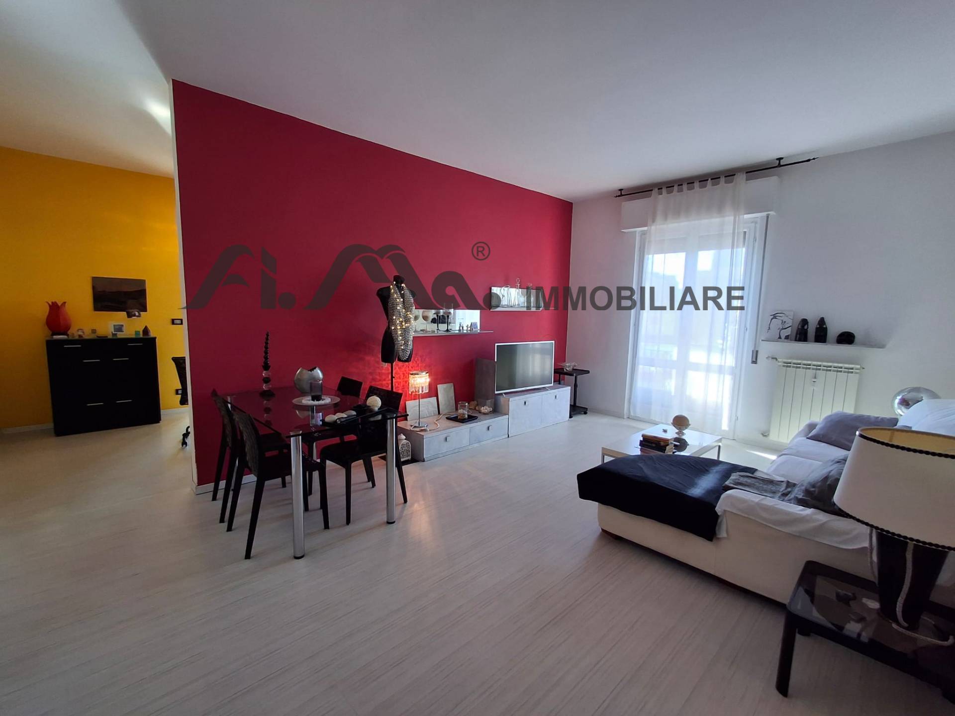 Appartamento in vendita a Savona, Via Nizza