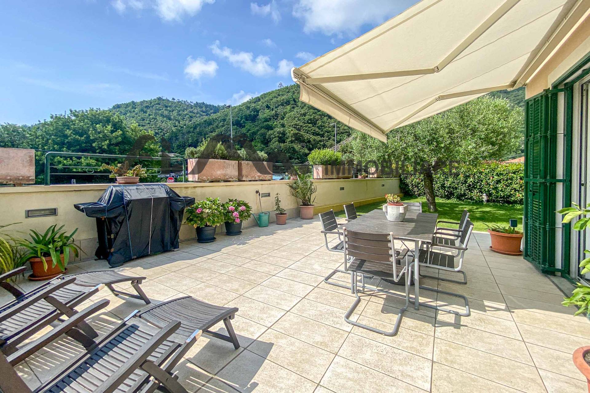 Villette a schiera in vendita a Albisola Superiore