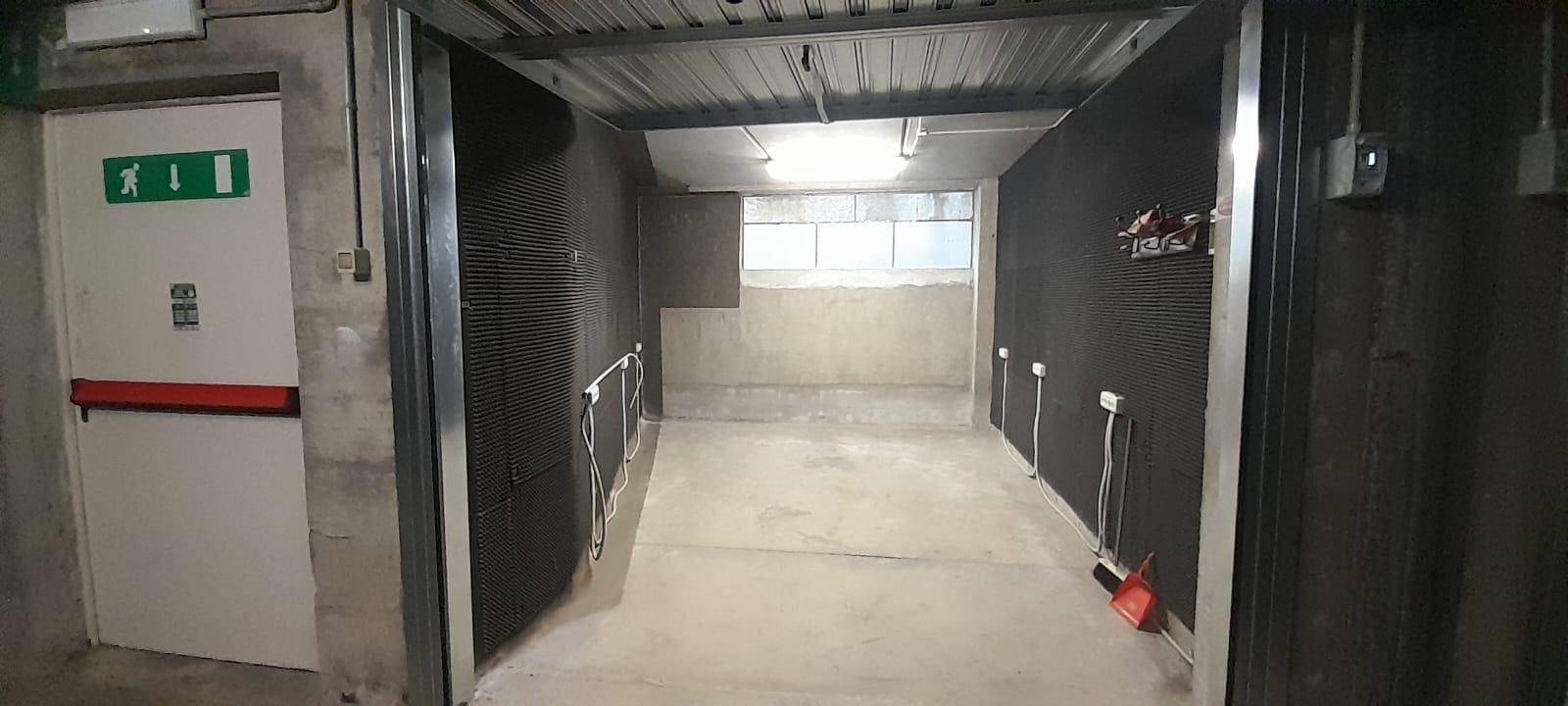 Box o garage in affitto a Savona, Fornaci