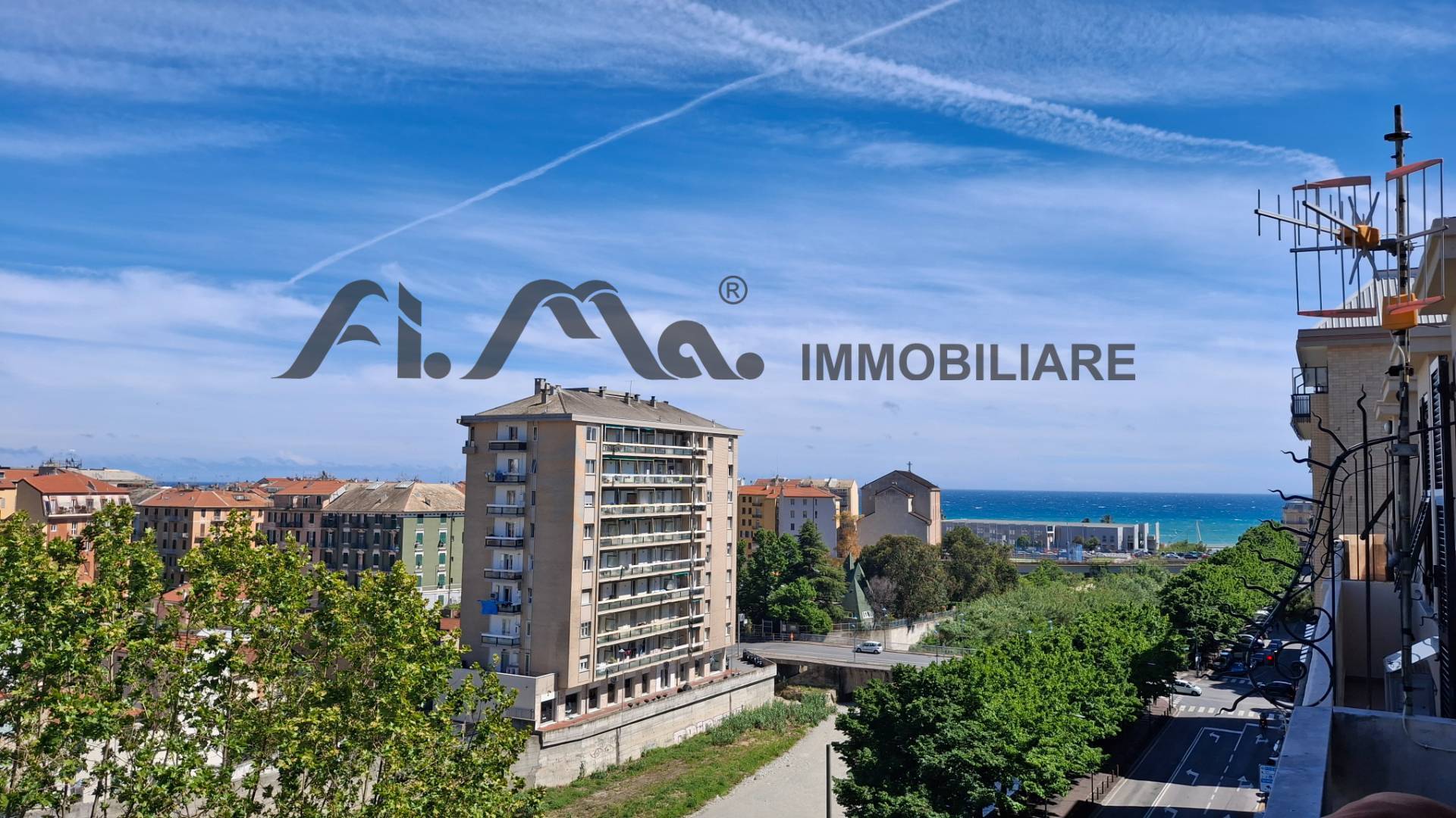 Appartamento in vendita a Savona, Oltreletimbro