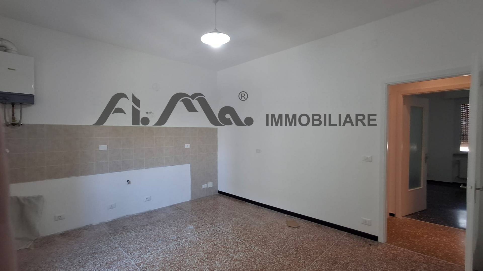 trilocale in vendita a Quiliano, Valleggia