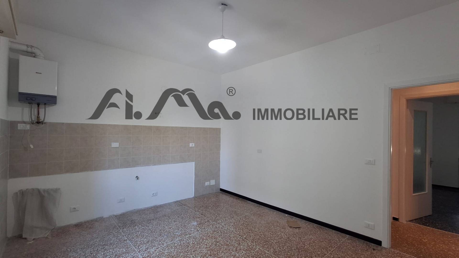 trilocale in vendita a Quiliano, Valleggia