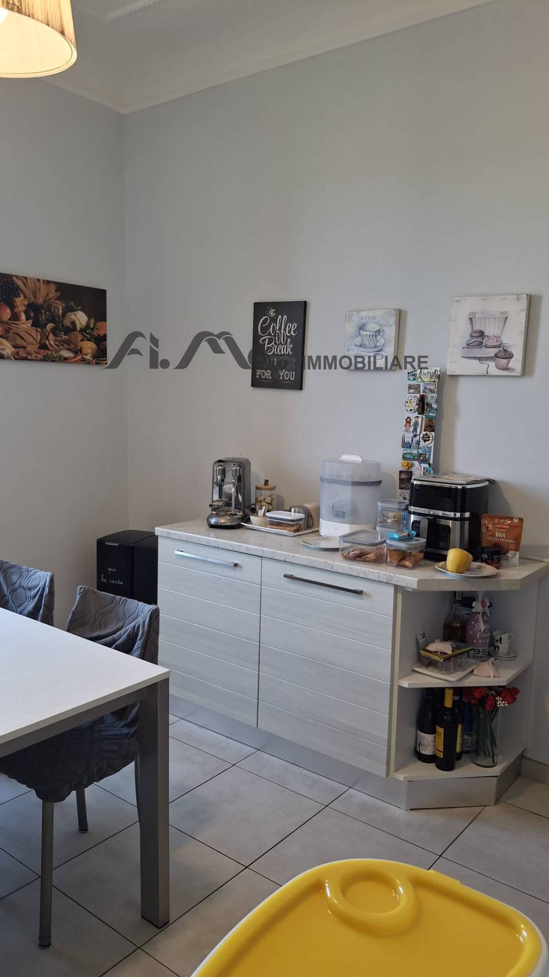 4 locali in vendita a Savona, Centro
