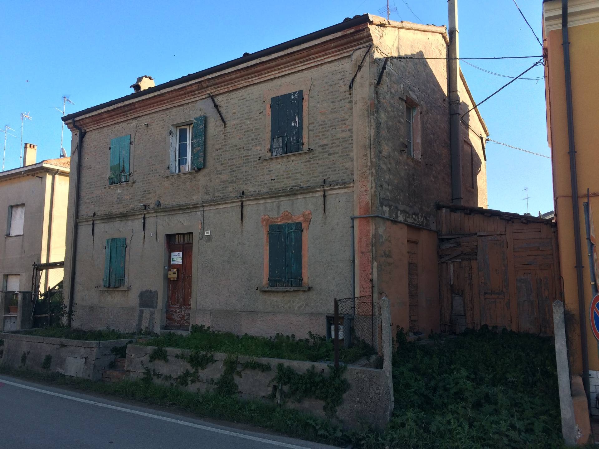 Casa indipendente da ristrutturare a Fano