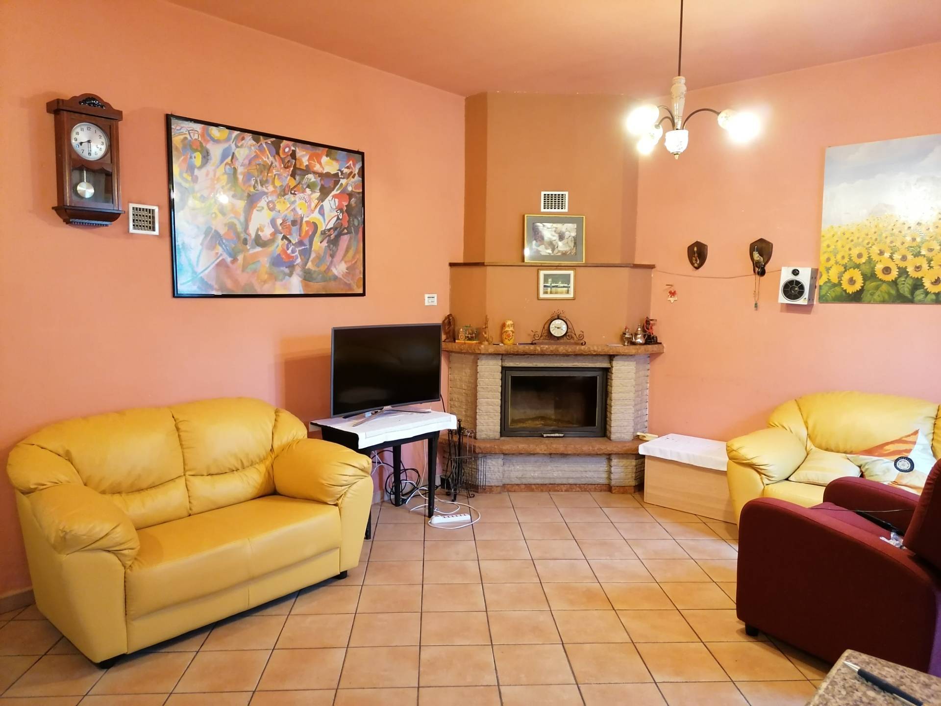 Villa in vendita a Fossombrone