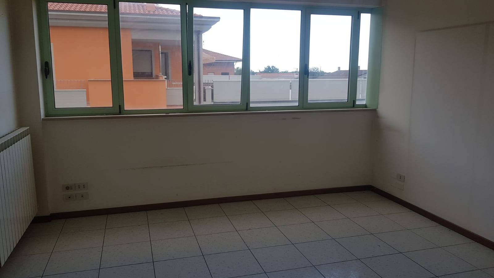 Studio/Ufficio in affitto a Colli al Metauro