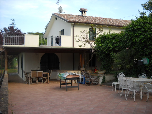 Villa in vendita a Fano
