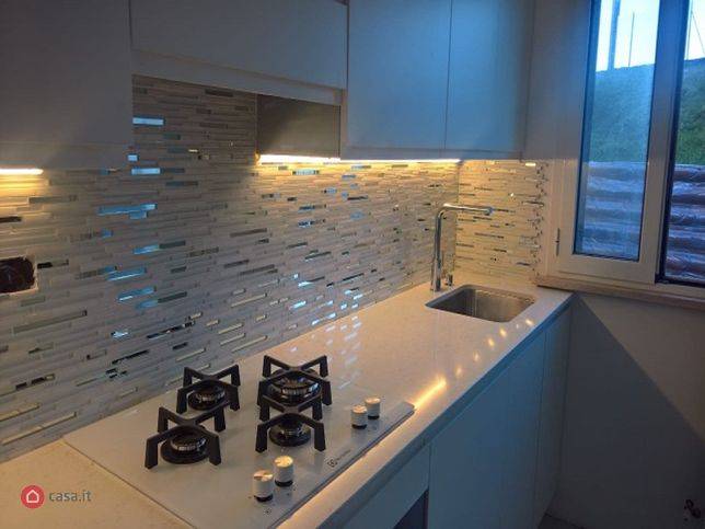 Casa abbinata in vendita a Fano, Gimarra