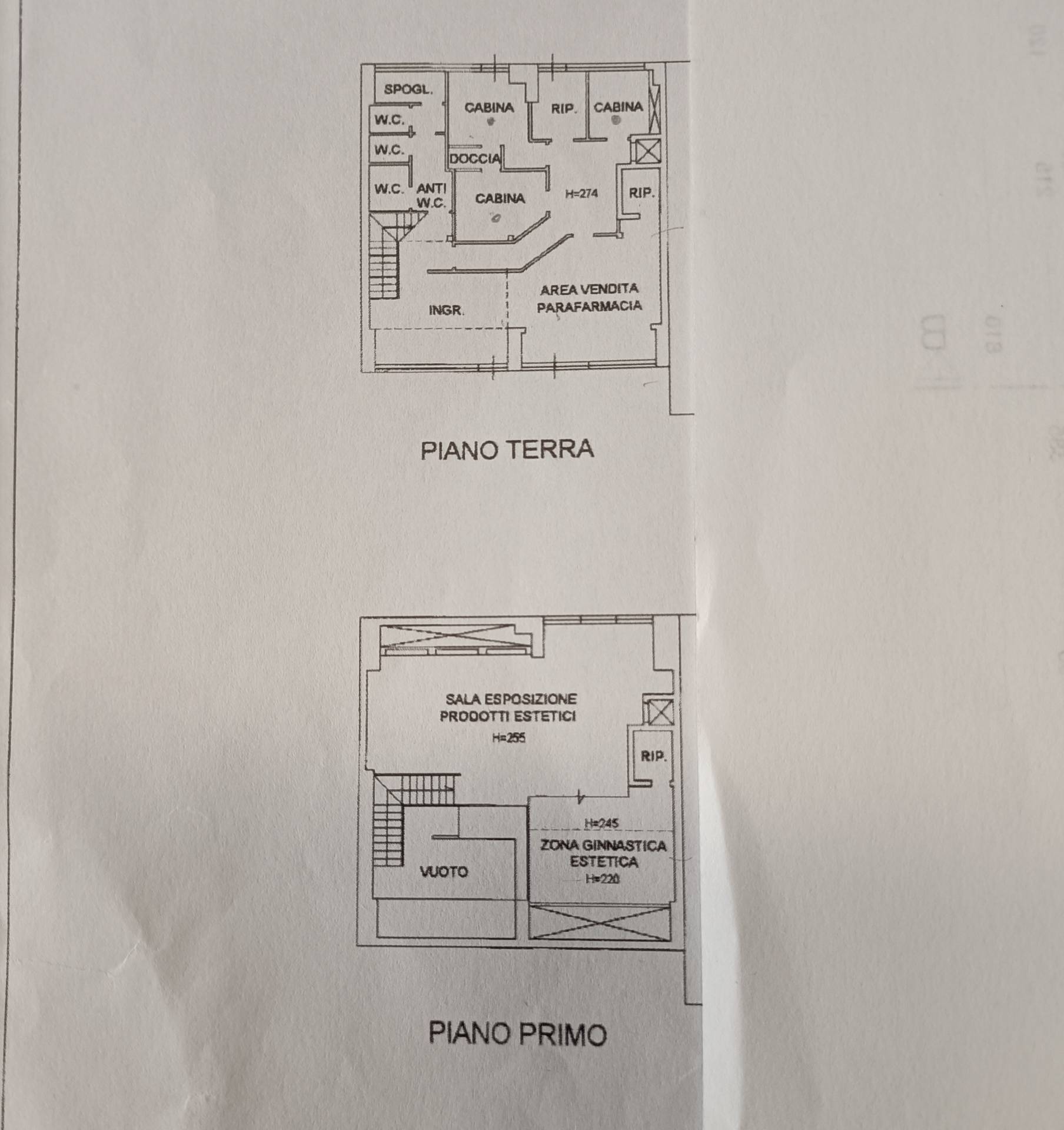 Locale commerciale in vendita a Fano, Trave-Poderino