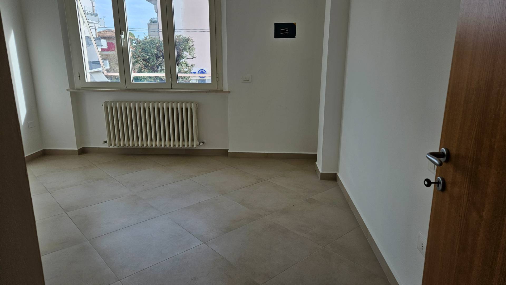 Appartamento in vendita a Fano, Licei