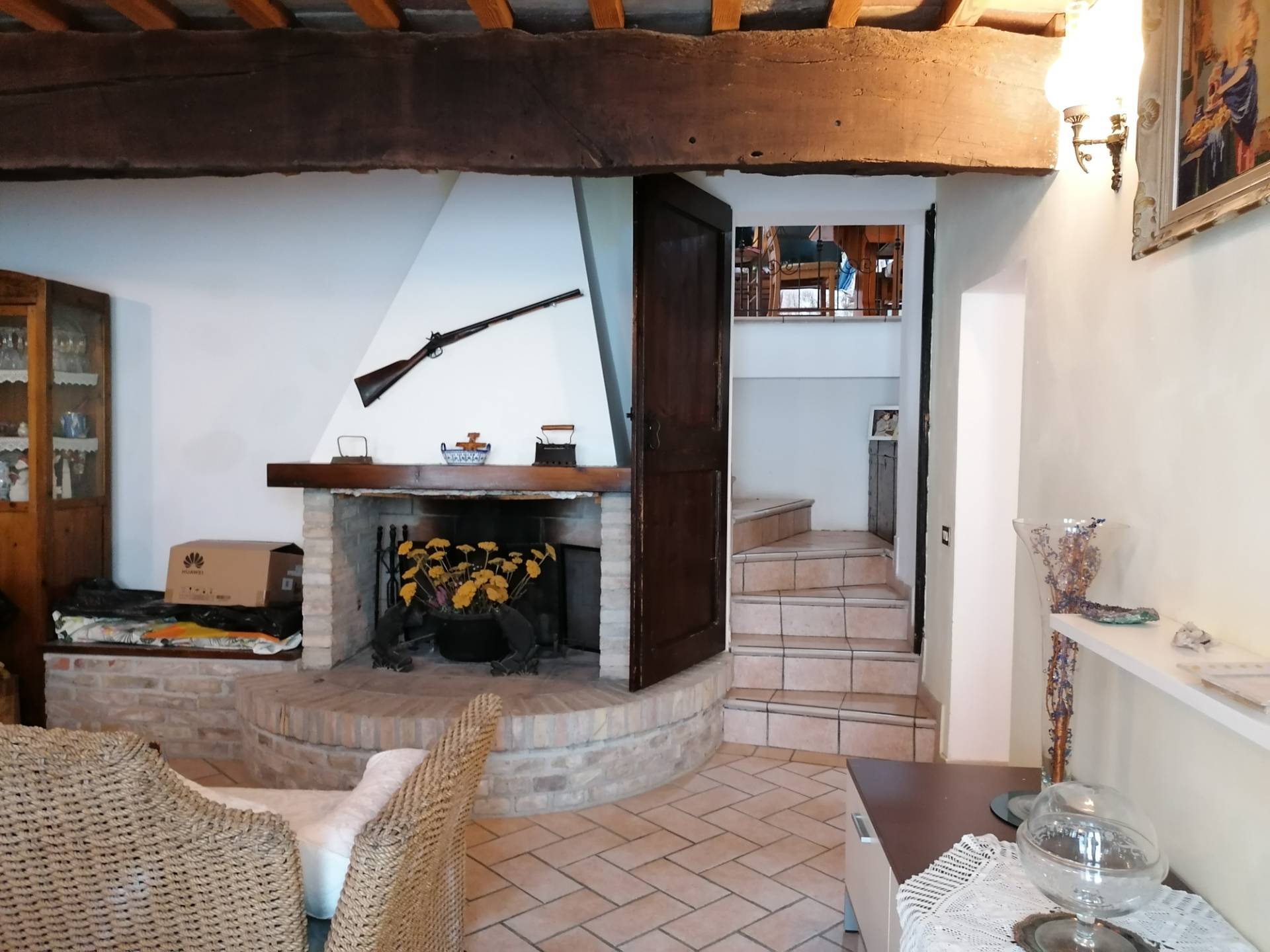 Casa colonica in vendita a Cartoceto, Lucrezia