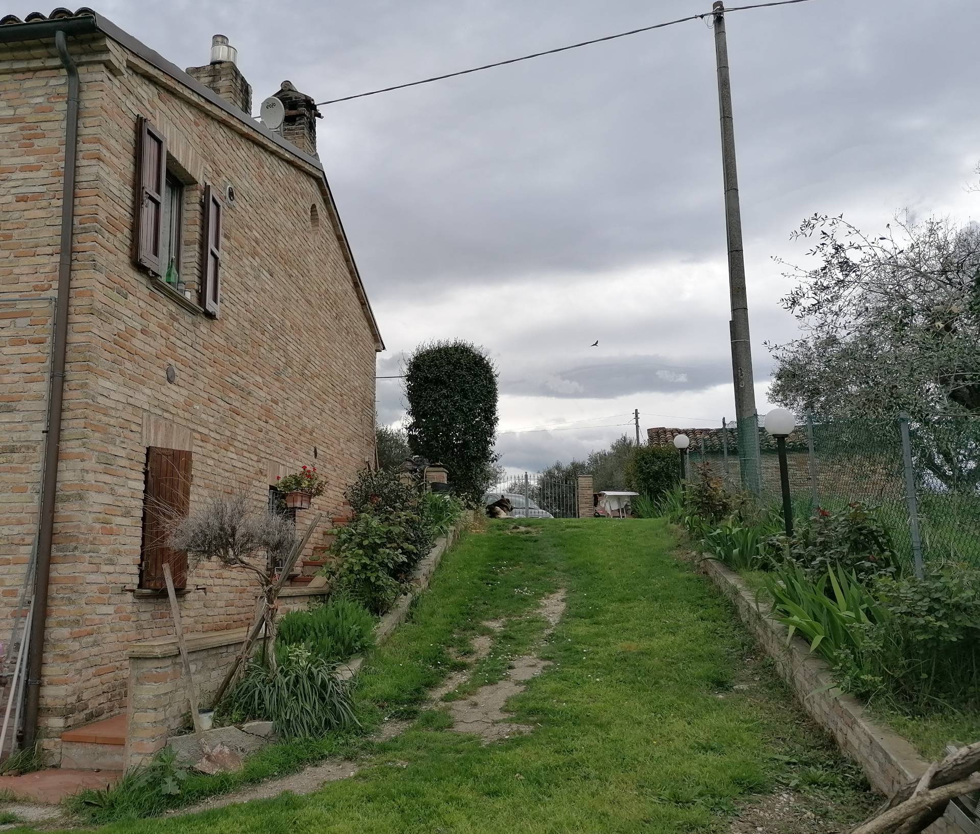 Casa colonica in vendita a Cartoceto, Lucrezia