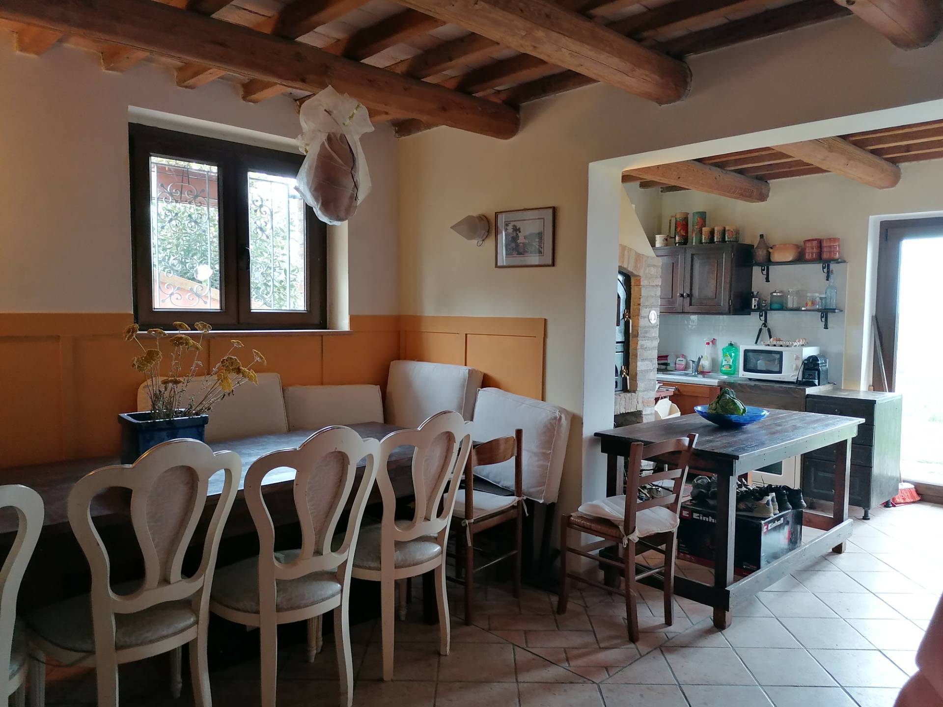 Casa colonica in vendita a Cartoceto, Lucrezia