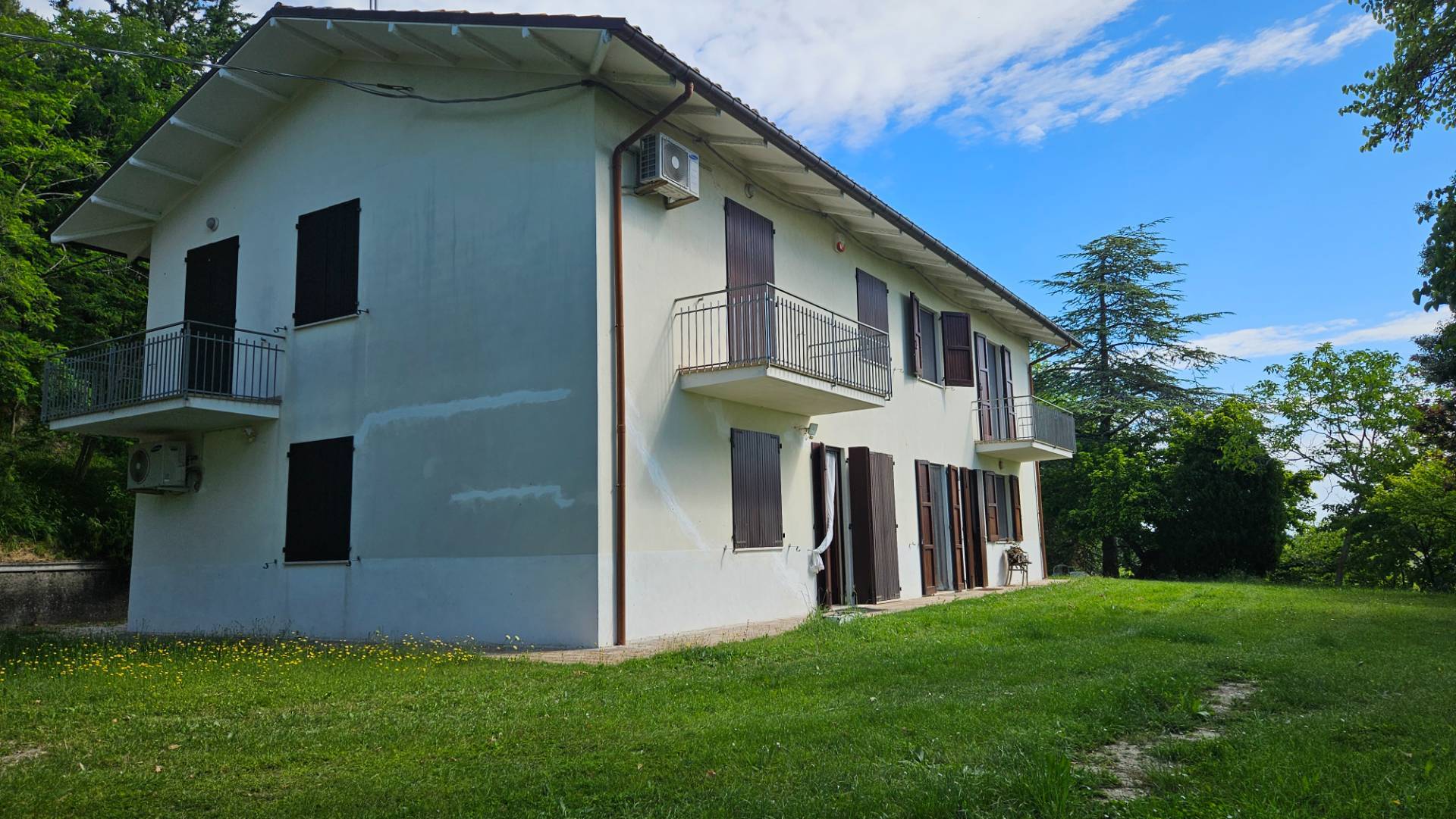 Villa in vendita a Colli al Metauro, Serrungarina
