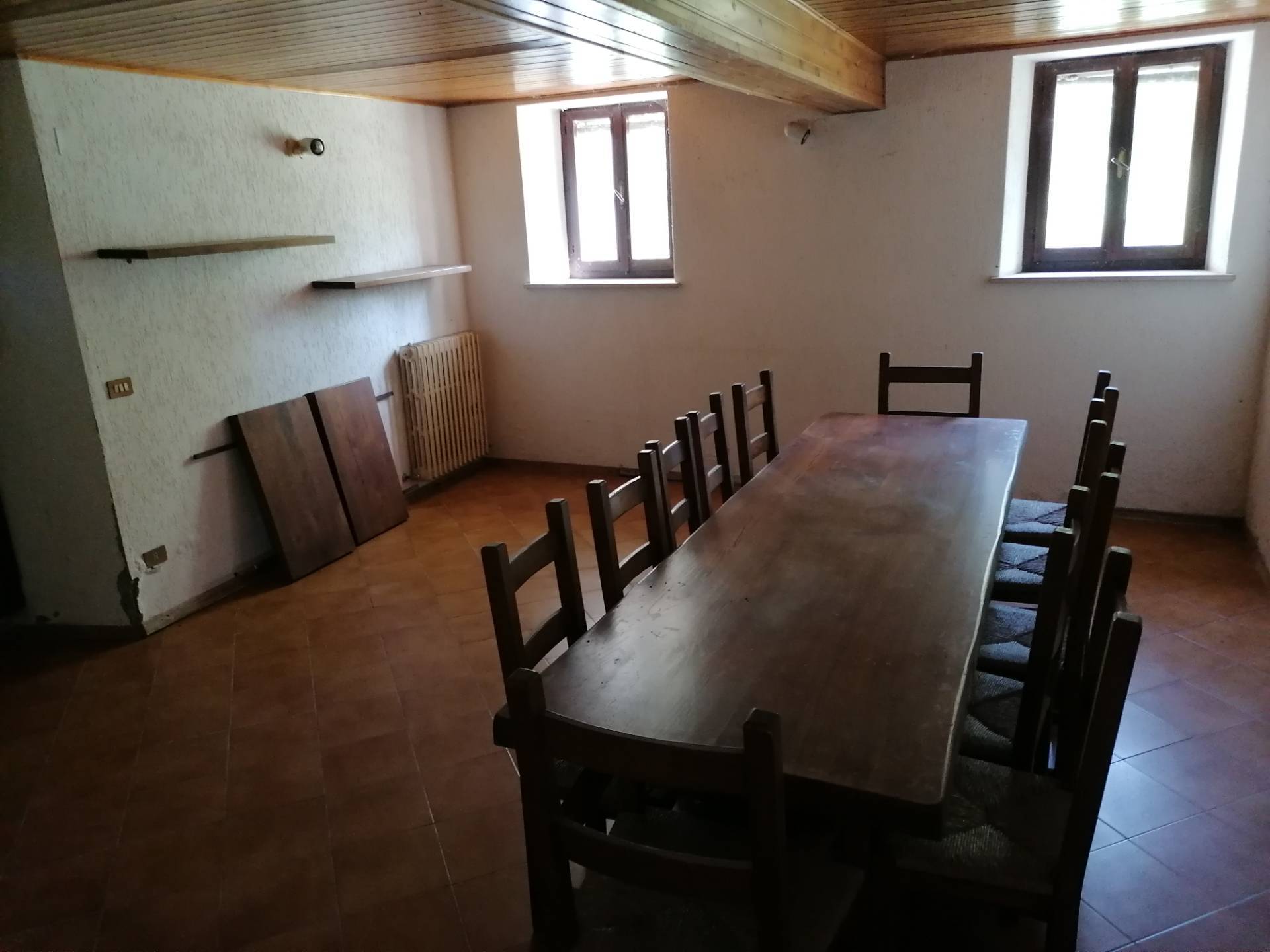 Casa colonica in vendita a Fossombrone