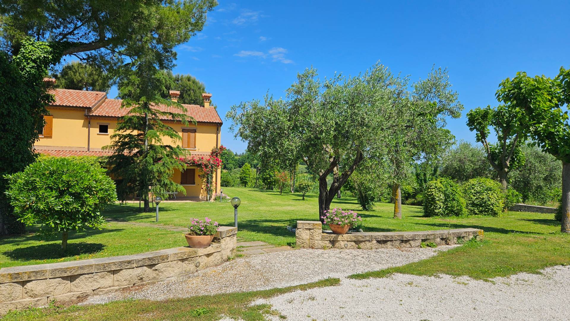 Villa in vendita a Fano, Monte Giove