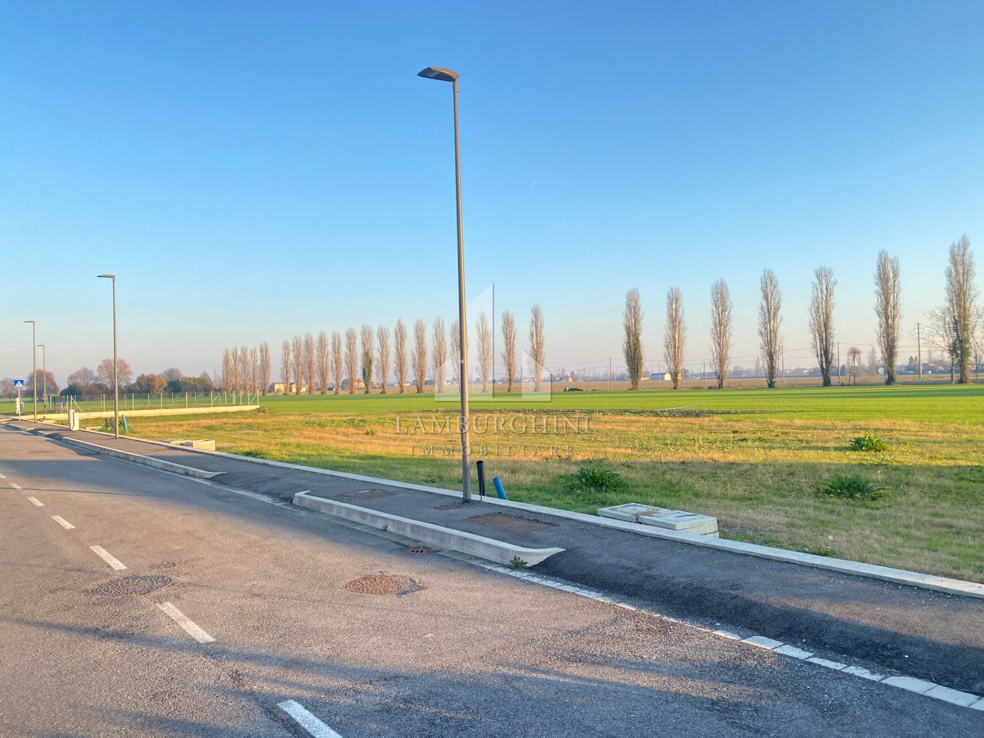 Terreno edificabile in vendita a Ferrara, Pontegradella