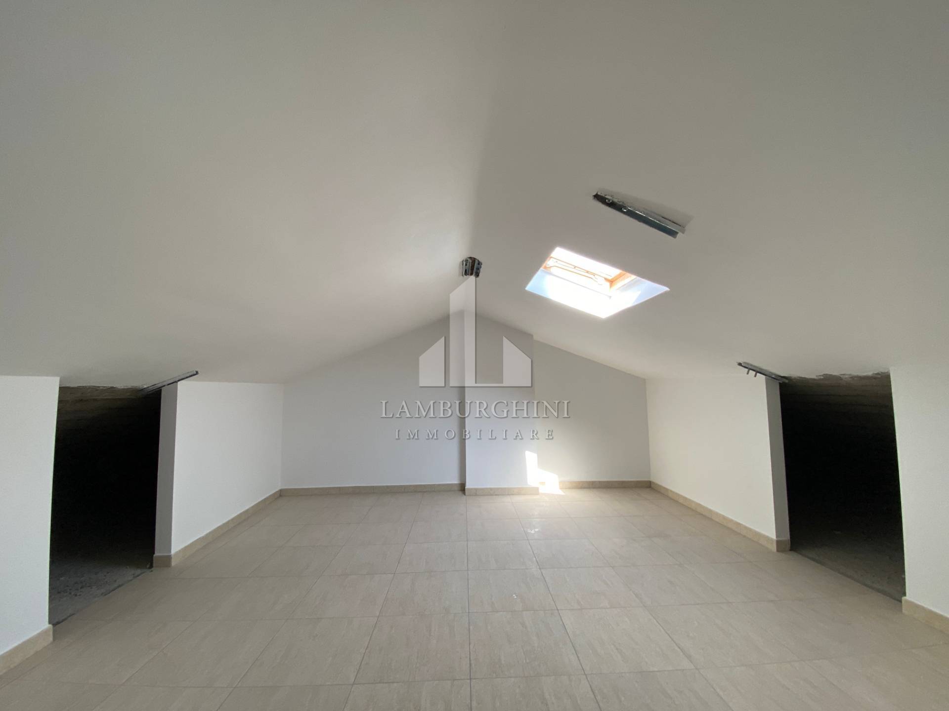 Appartamento in affitto a Ferrara, Centro storico