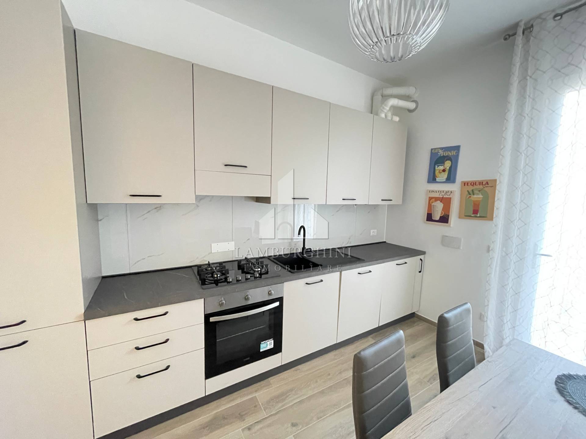 Appartamento in affitto a Ferrara, Centro storico