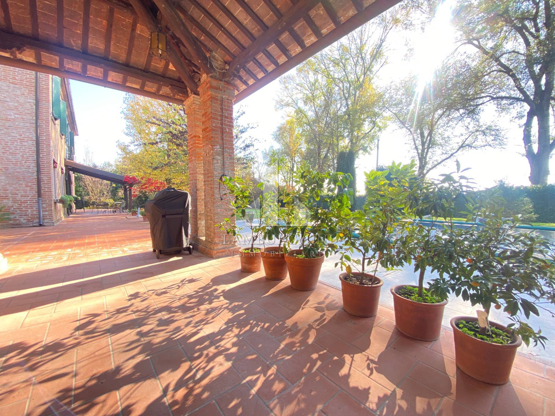 Villa in vendita a Ferrara, Aguscello