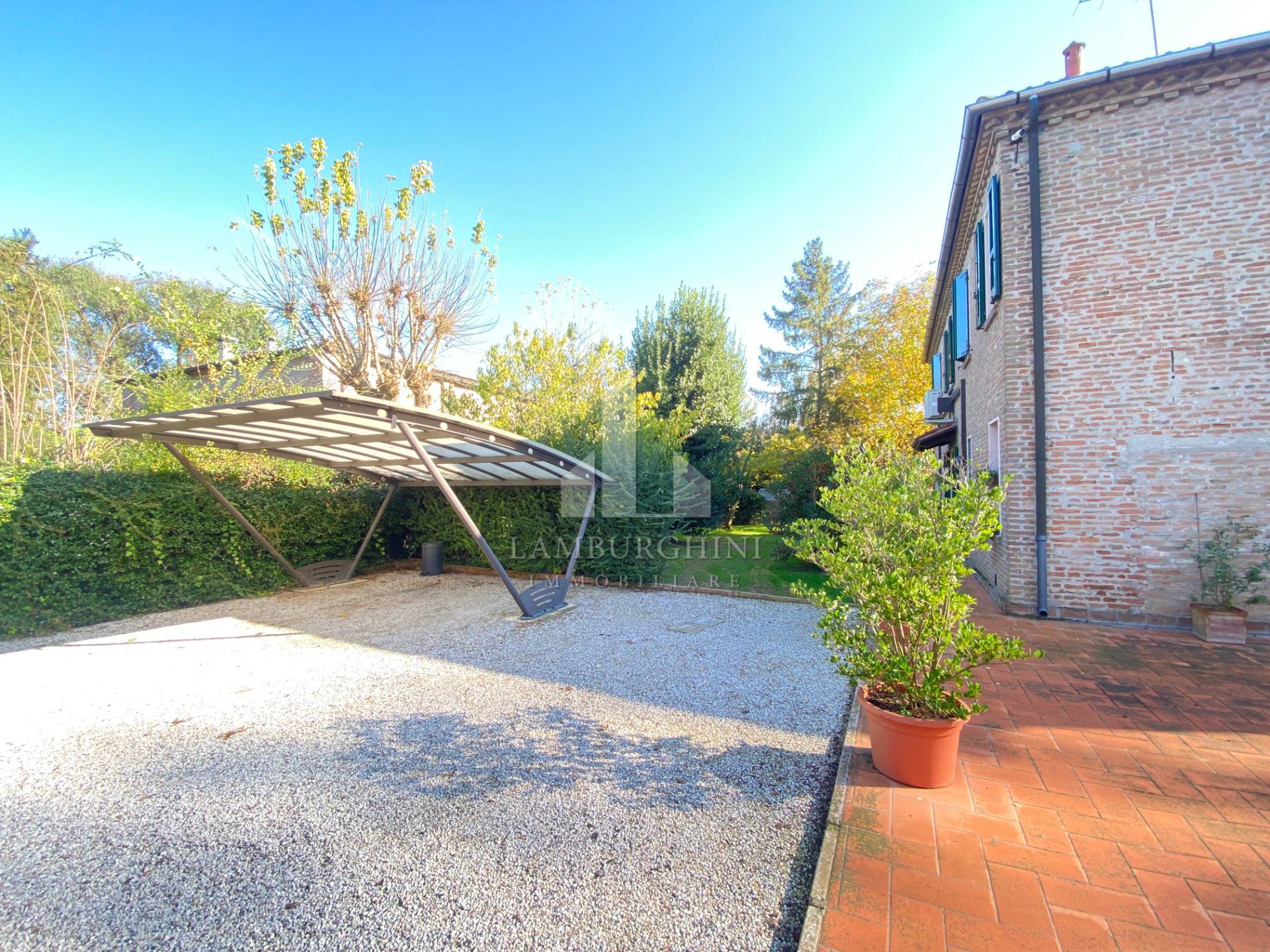 Villa in vendita a Ferrara, Aguscello