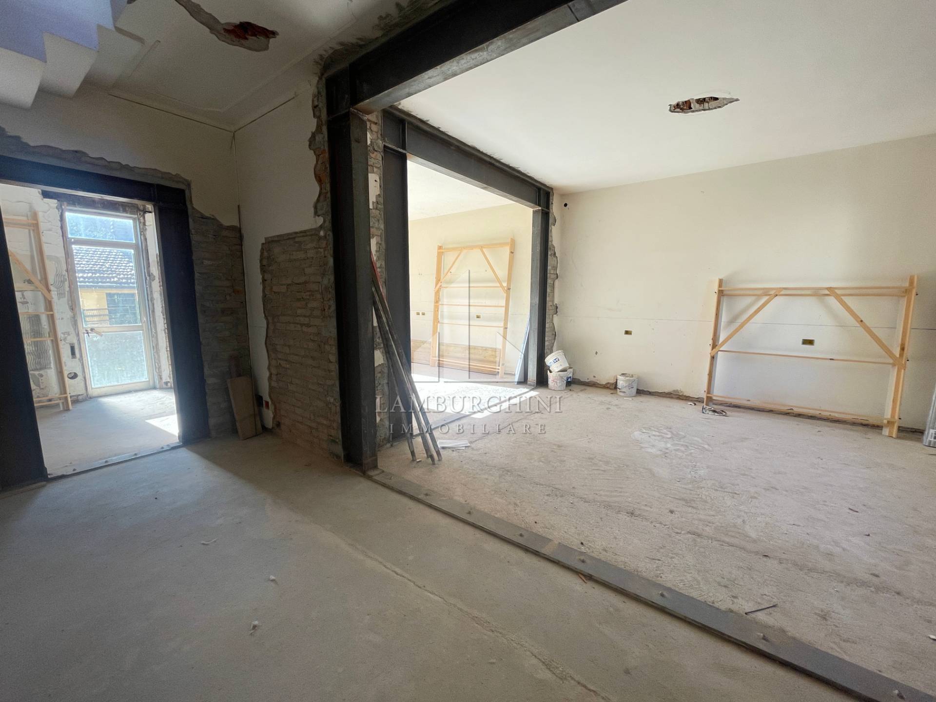 Porzione di casa in vendita a Ferrara, Centro storico