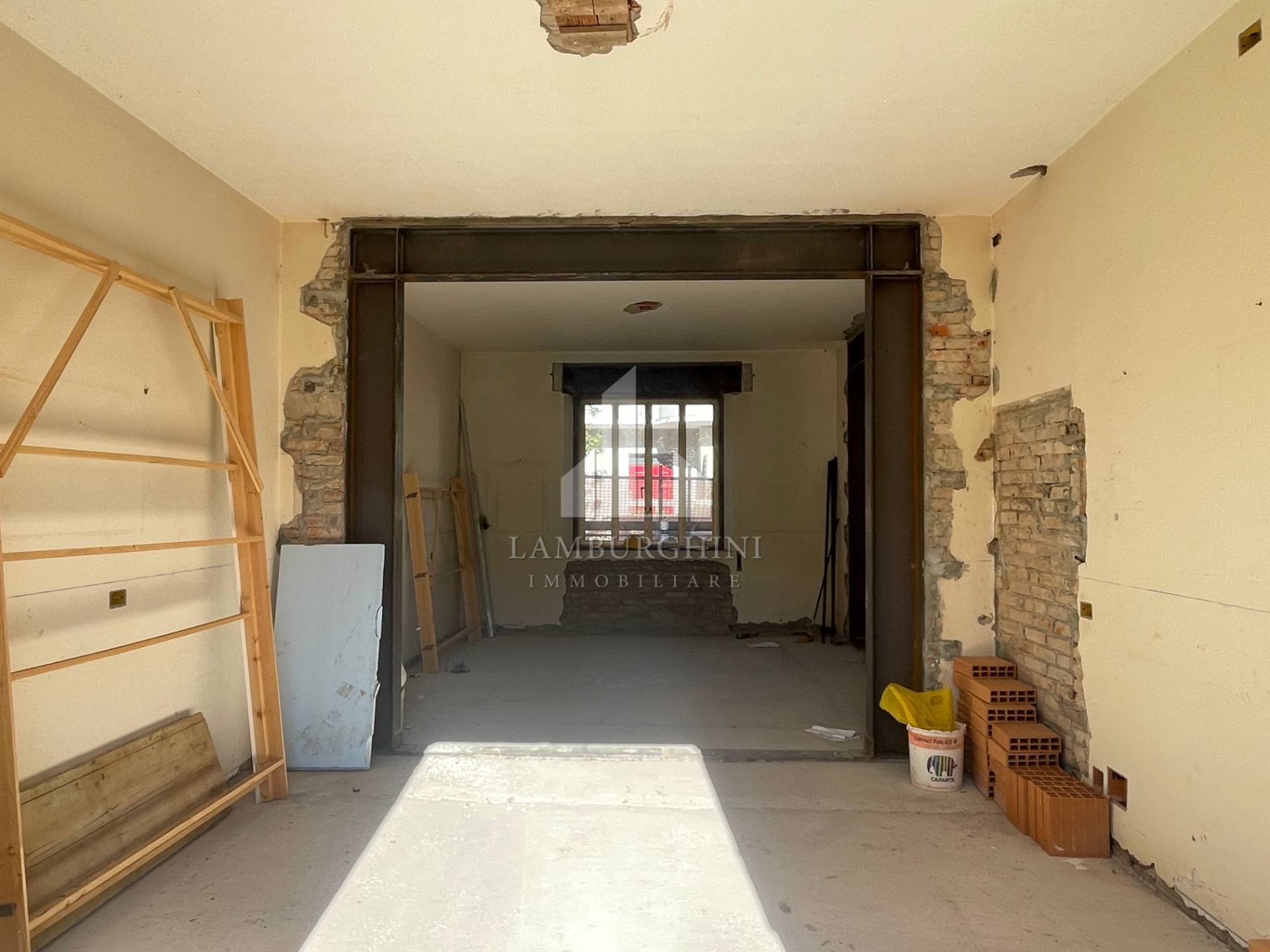 Porzione di casa in vendita a Ferrara, Centro storico