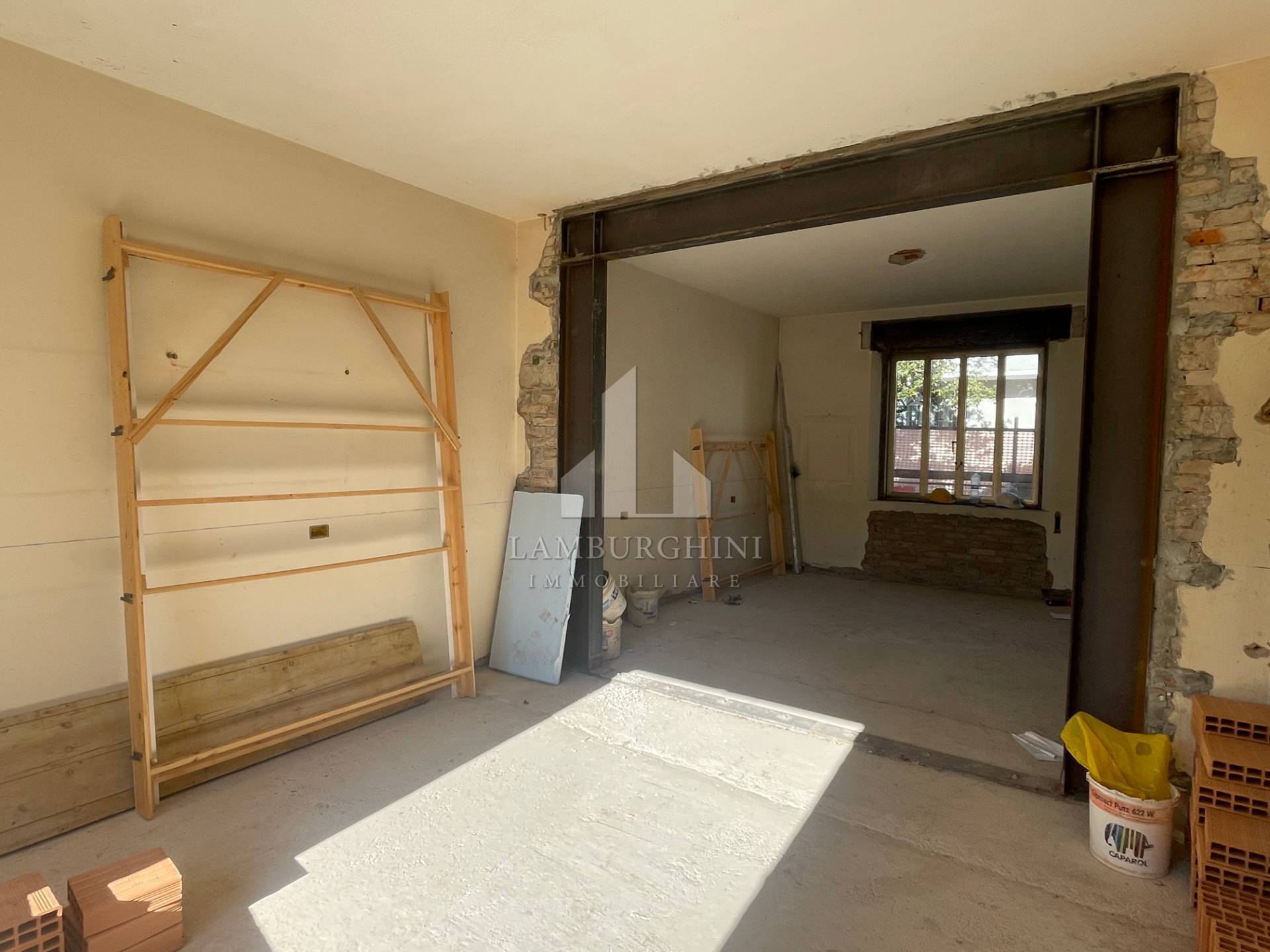 Porzione di casa in vendita a Ferrara, Centro storico