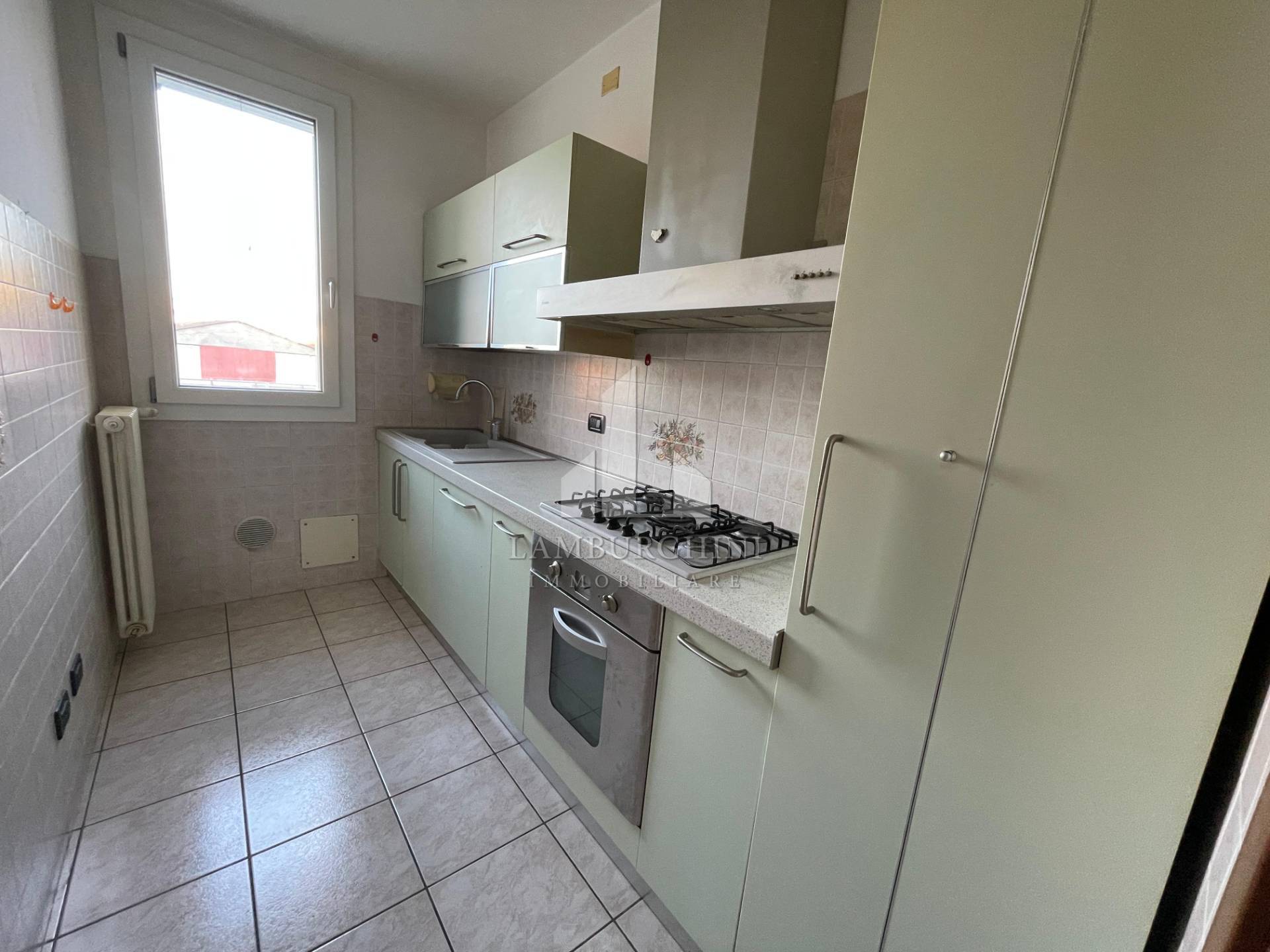 Appartamento in vendita a Ferrara, Via Bologna