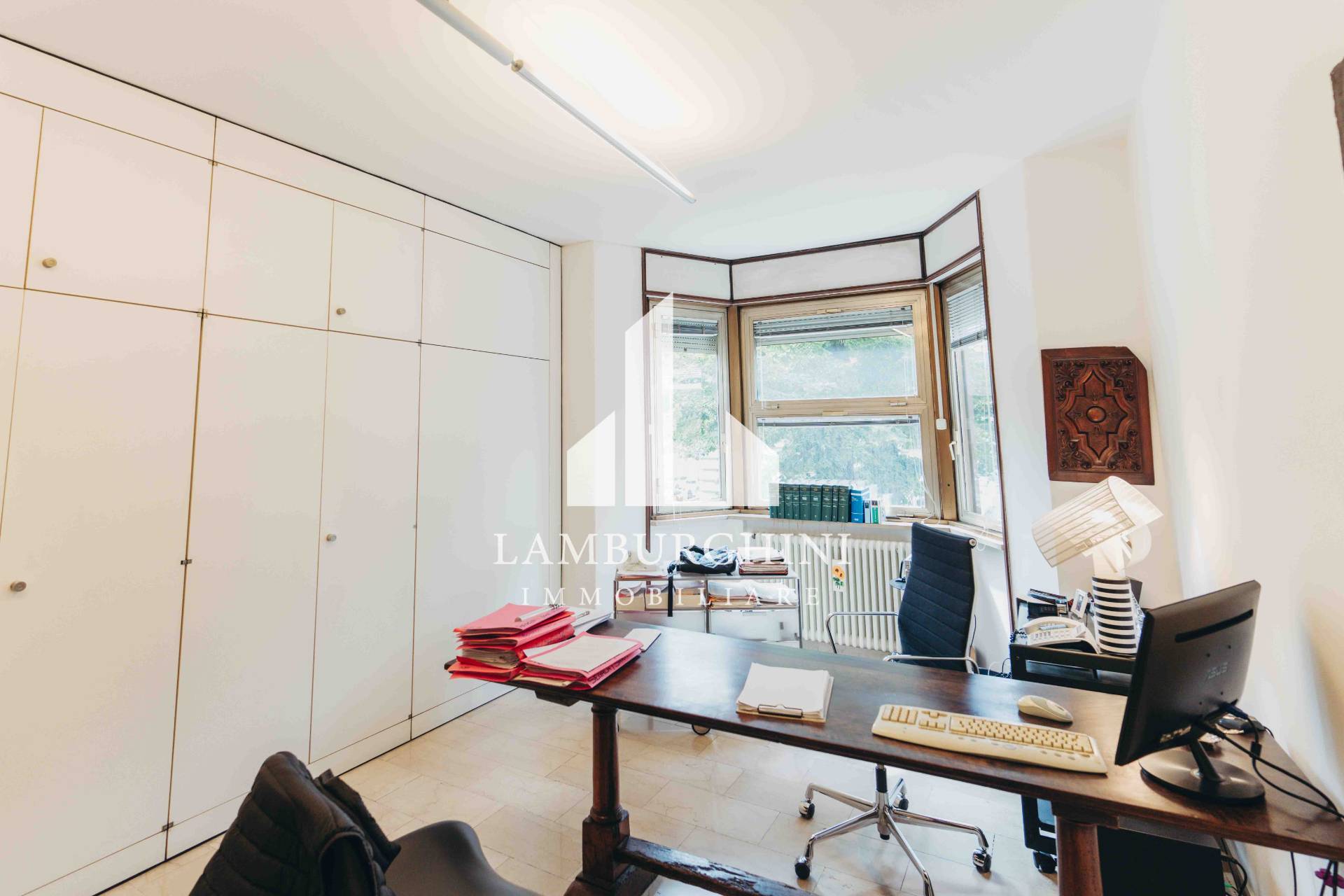 Studio/Ufficio in vendita a Ferrara, Entro Mura