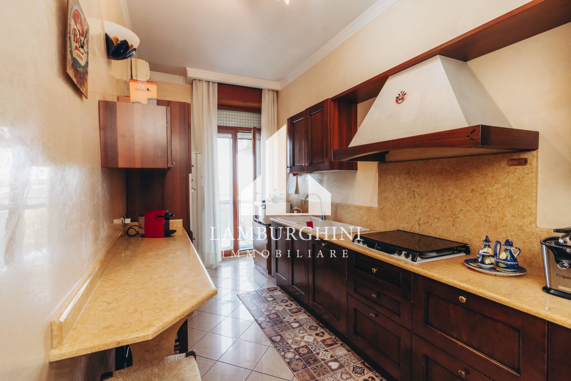 Appartamento in vendita a Ferrara, Centro storico