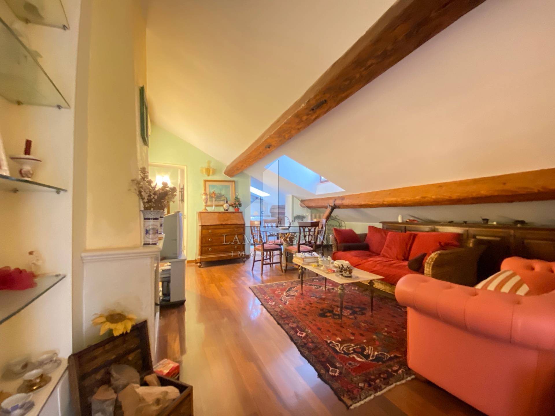 Attico/Mansarda in vendita a Ferrara, Centro storico