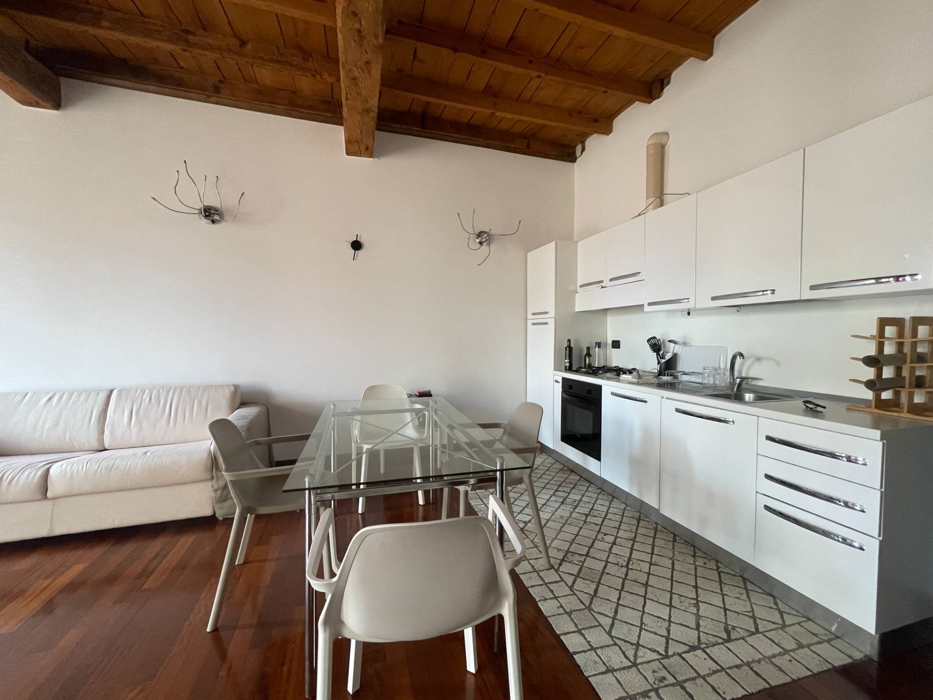 Appartamento in affitto a Ferrara, Centro storico