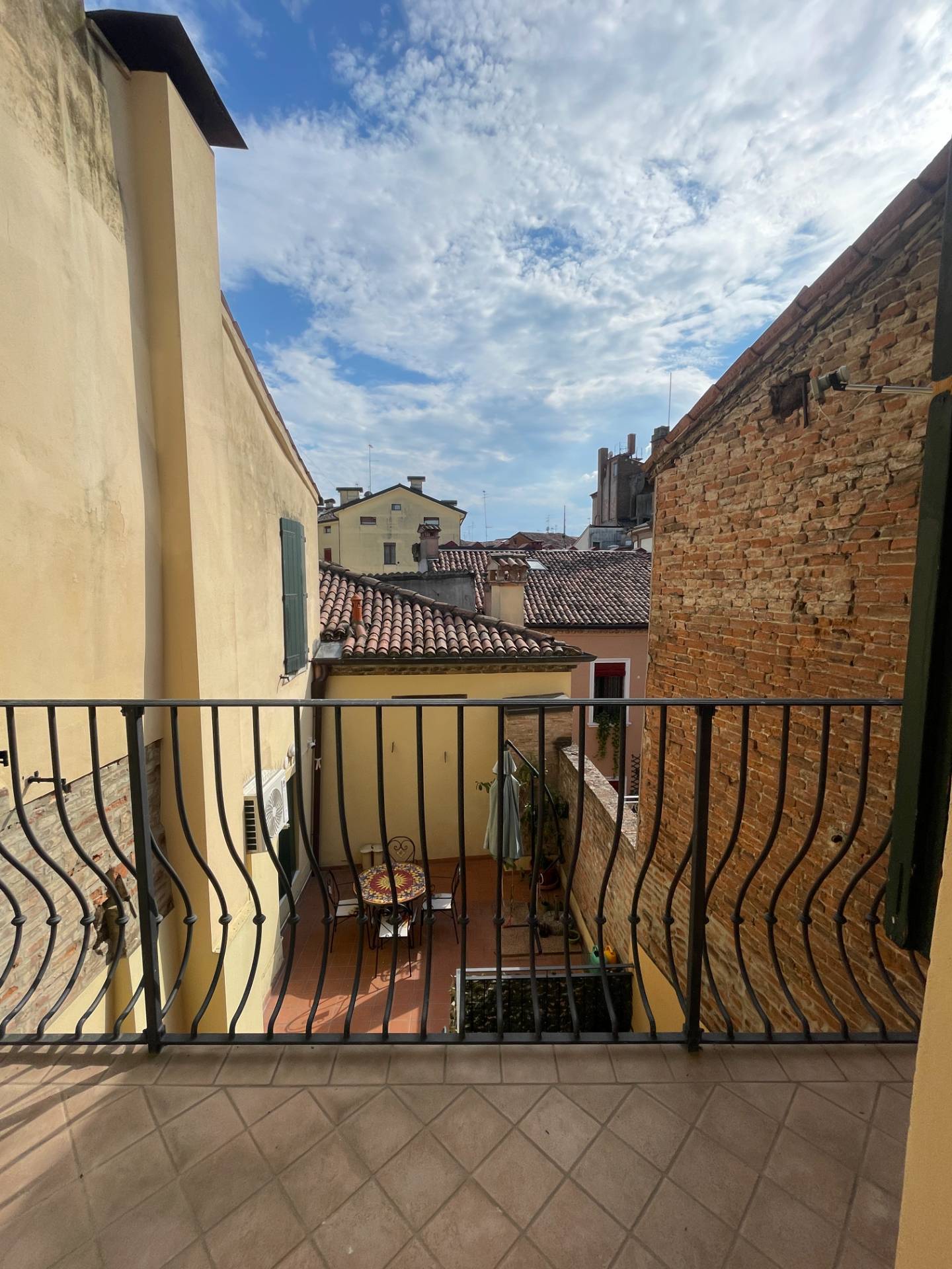 Appartamento in affitto a Ferrara, Centro storico