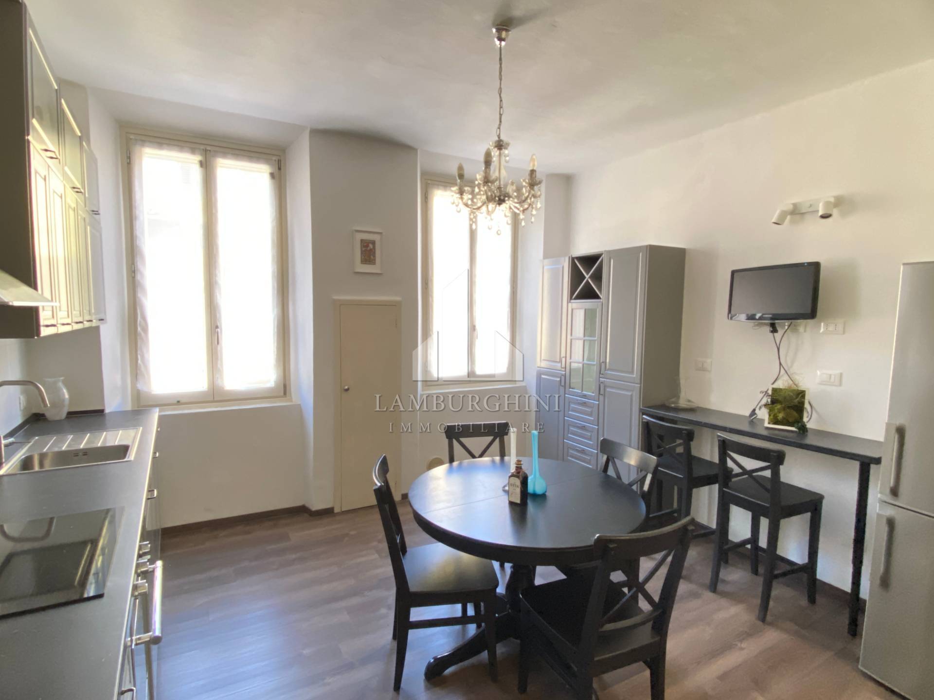 Appartamento in vendita a Ferrara, Entro Mura