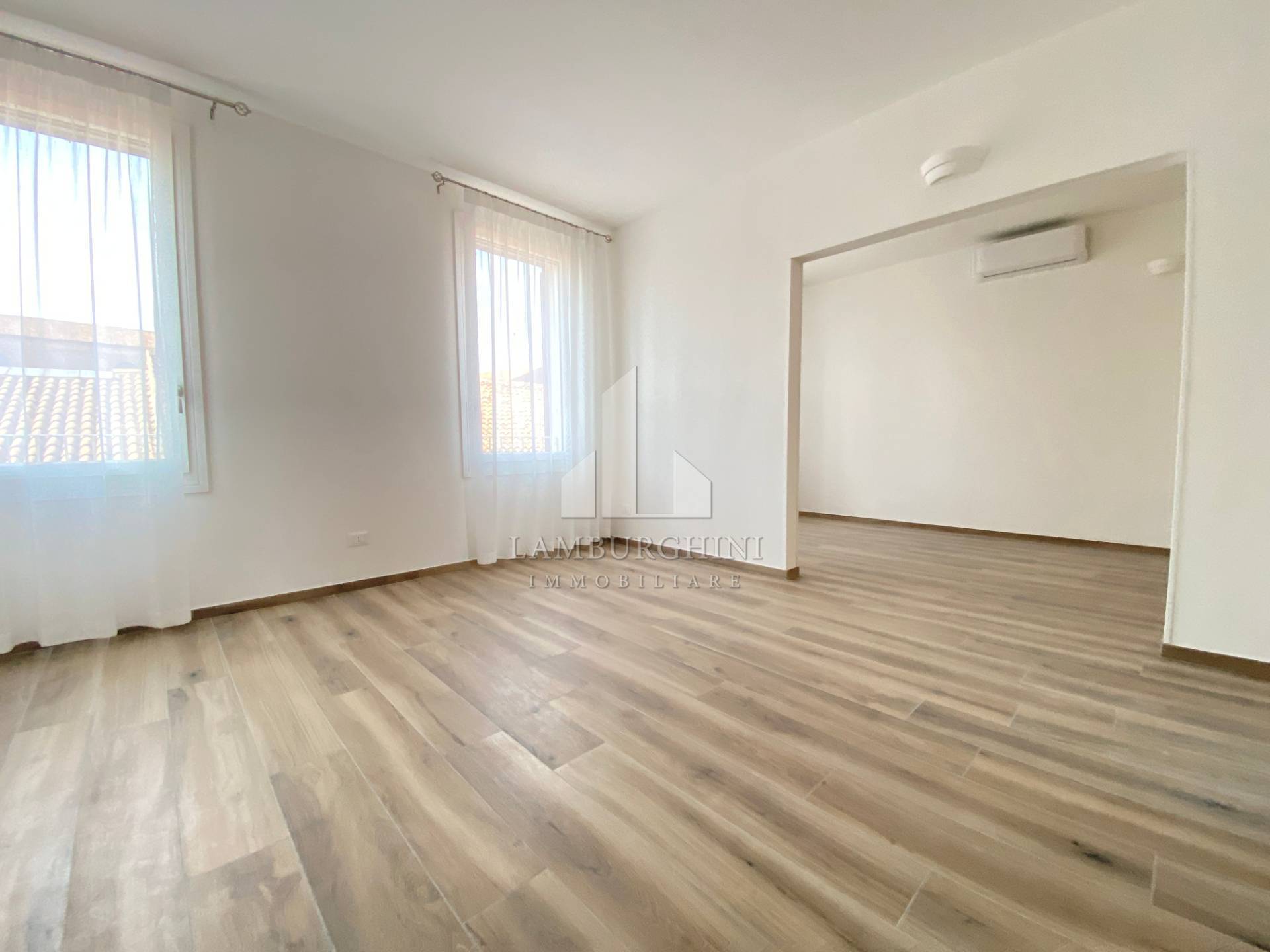 Appartamento in affitto a Ferrara, Centro storico