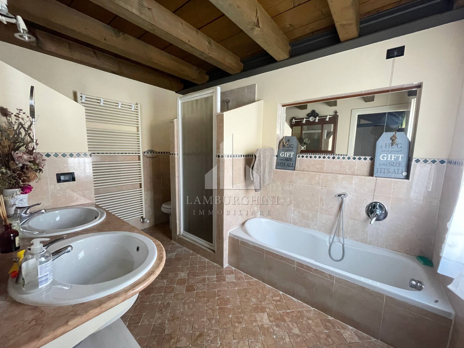 Appartamento in vendita a Ferrara, Centro storico