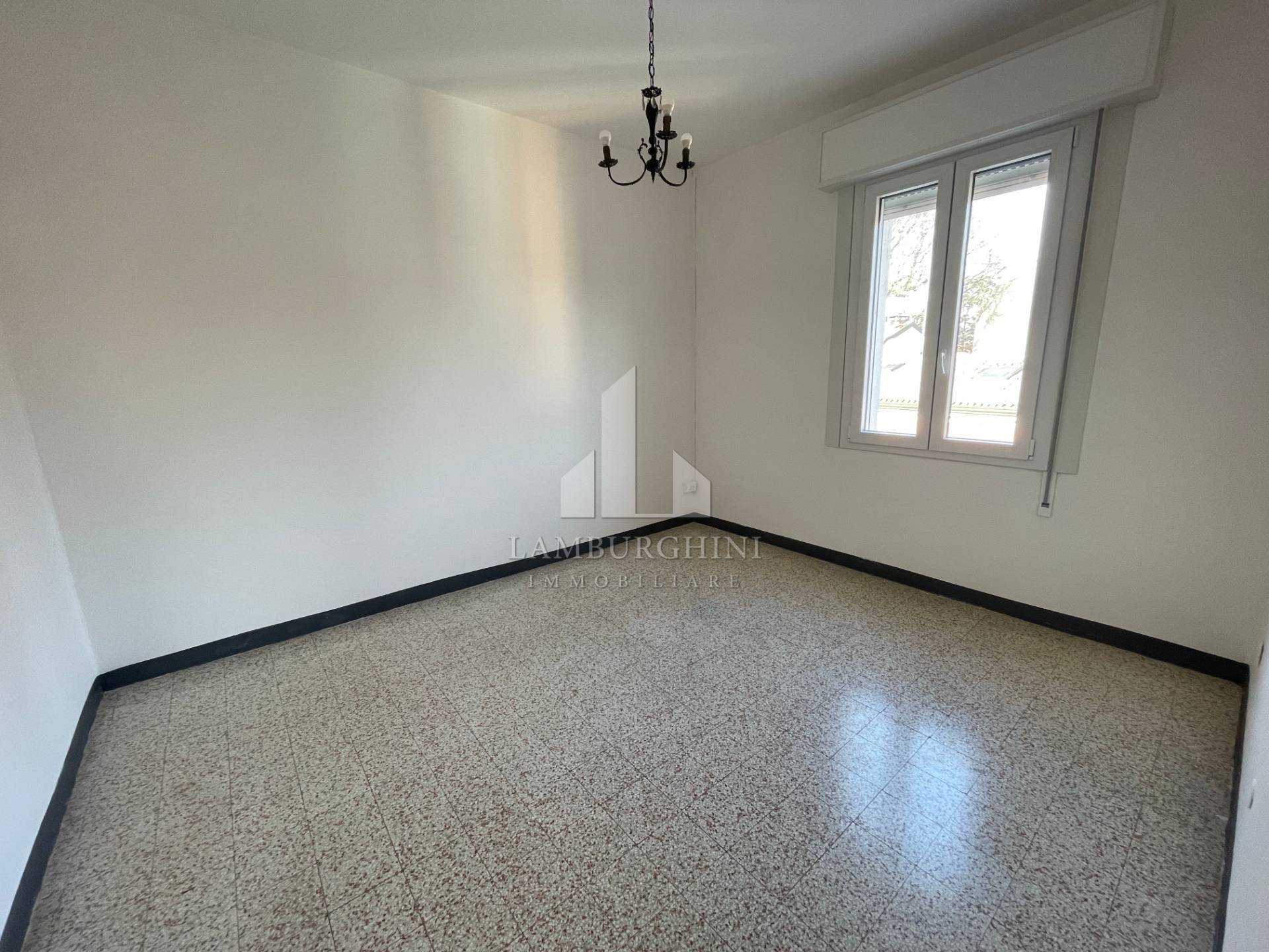 Appartamento in affitto a Ferrara, Centro storico