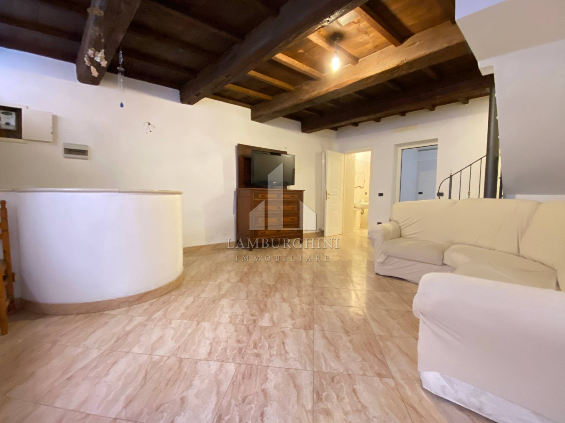Casa indipendente in vendita a Ferrara, Centro storico