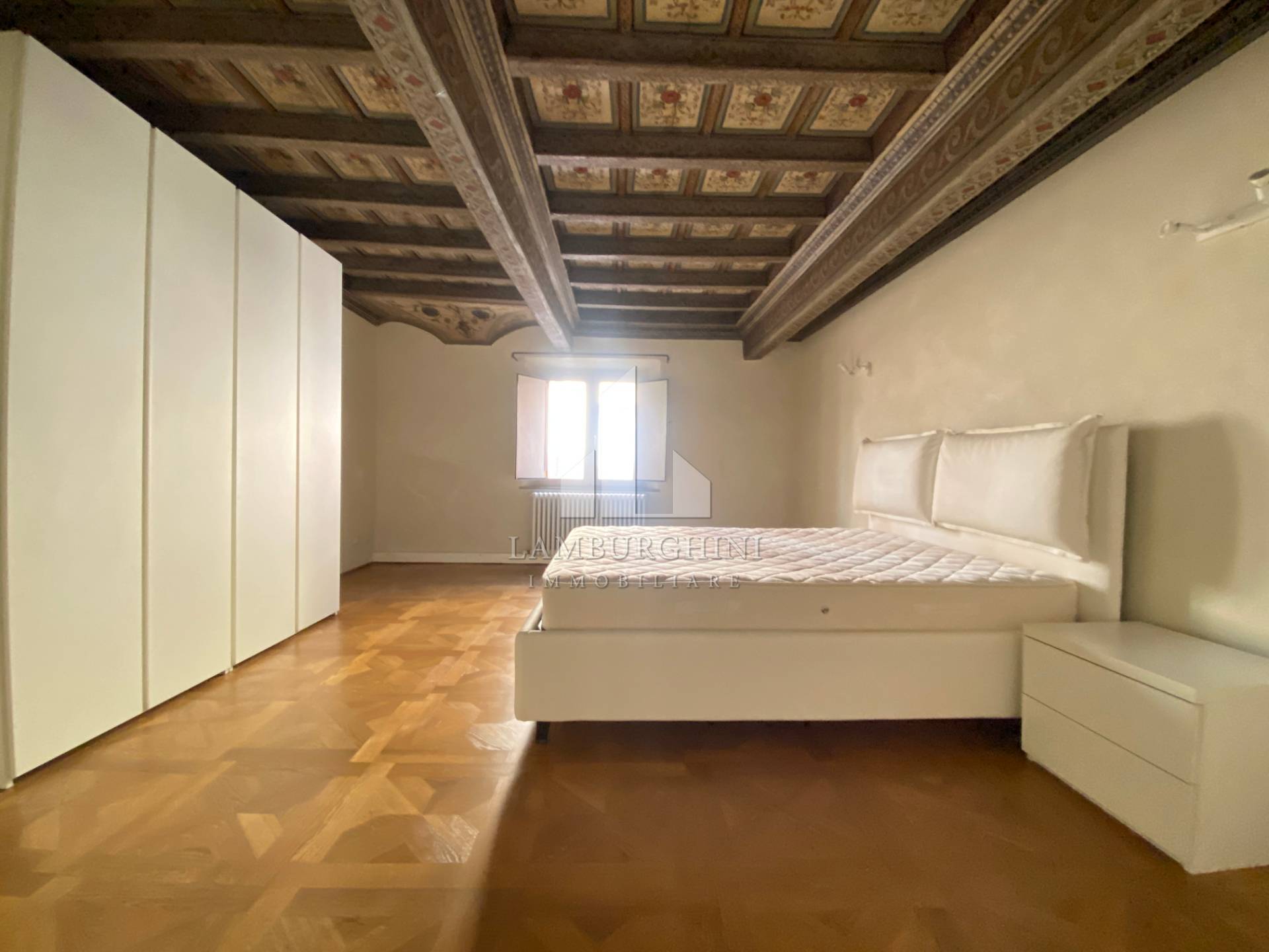 Appartamento in affitto a Ferrara, Centro storico