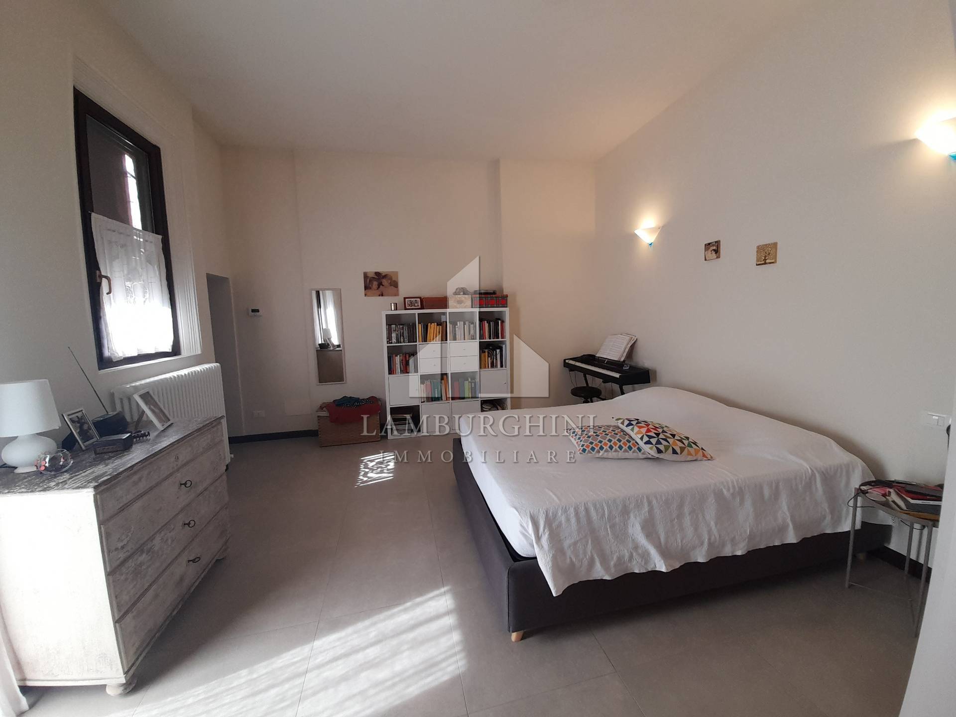 Appartamento in affitto a Ferrara, Centro storico
